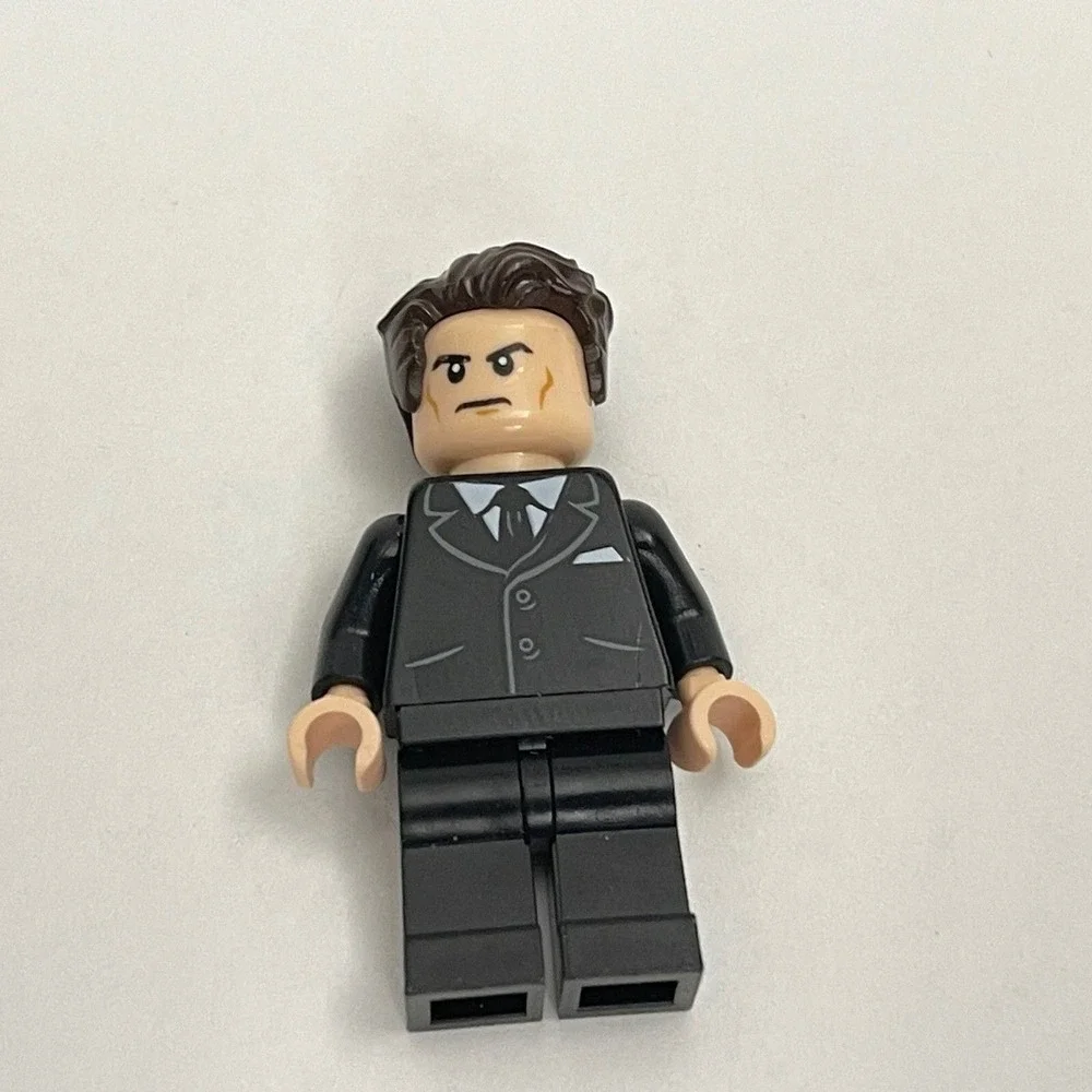 Lego Eli Mills Jurassic World Minifigure Minifig Replacement Part Piece